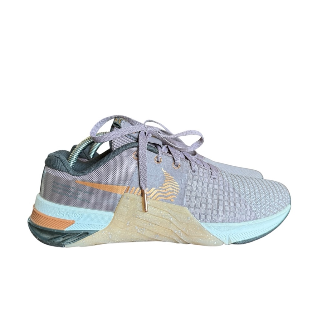 Nike‎ Metcon 8 Premium Women's DQ4681-500 Purple Smoke Metallic Copper